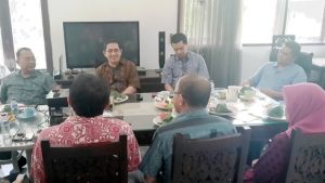 Diskusi Reboan Membahas Persoalan Kedaulatan Informasi, Komunikasi dan Teknologi