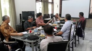 Diskusi Reboan Membahas Persoalan Masyarakat Ekonomi ASEAN 2015